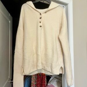Cashmere hooded sweater
